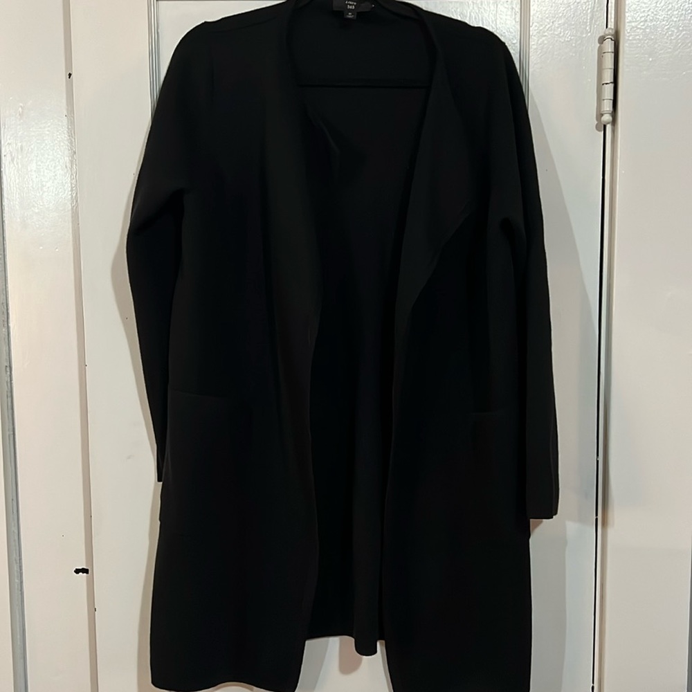 j crew 365 black cardigan with front pockets